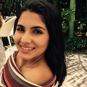 Meet your Posher, Liz